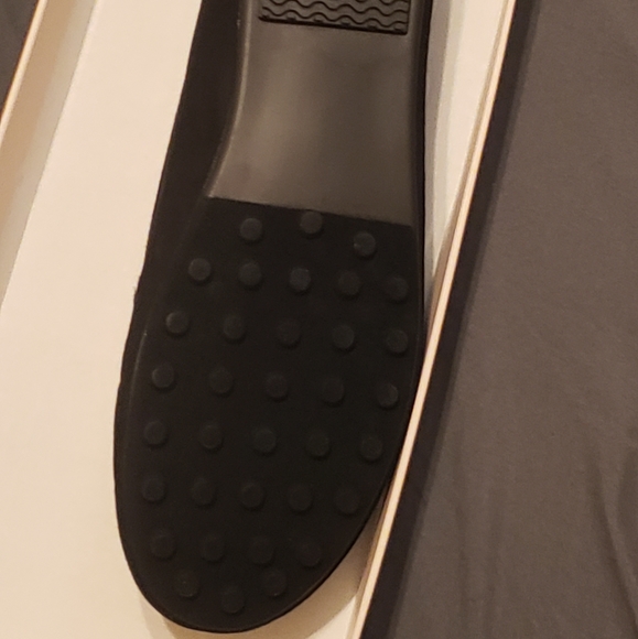 Shoes - Picture 3 of 6